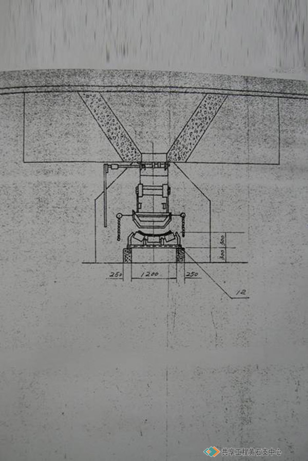 汉冶萍煤铁厂矿旧址卸矿机仓口剖面图